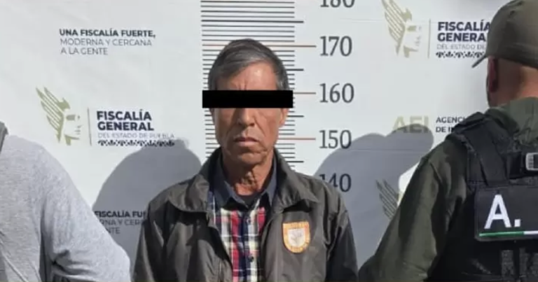Claudia Martínez irrumpe en mañanera de Armenta y exige liberar a Renato Romero